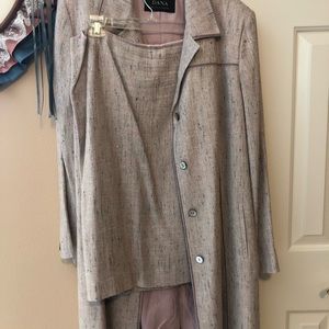 🎉🎉 2-PIECE DANA BUCHMAN BLAZER + SKIRT 🎉🎉